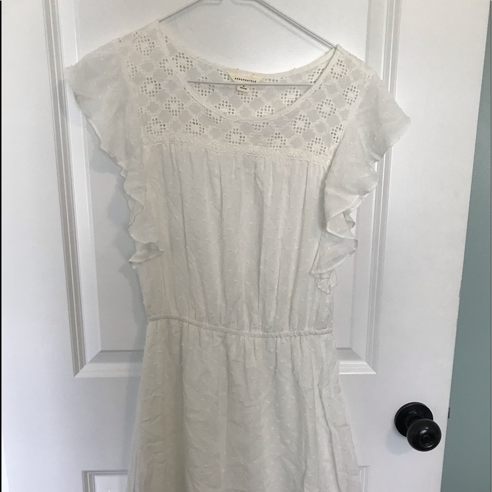White Aeropostale’s dress